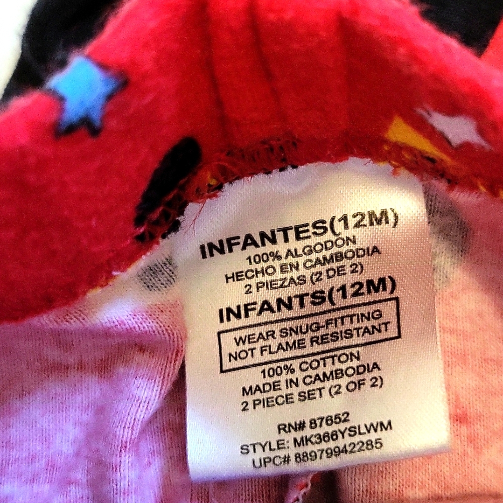 Two pajama sets - Picture 4 of 7
